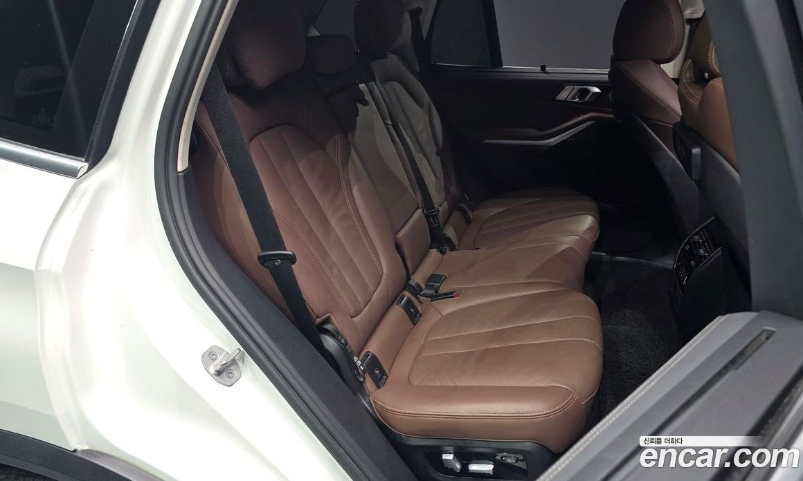 BMW X5 xDrive i40 xLine