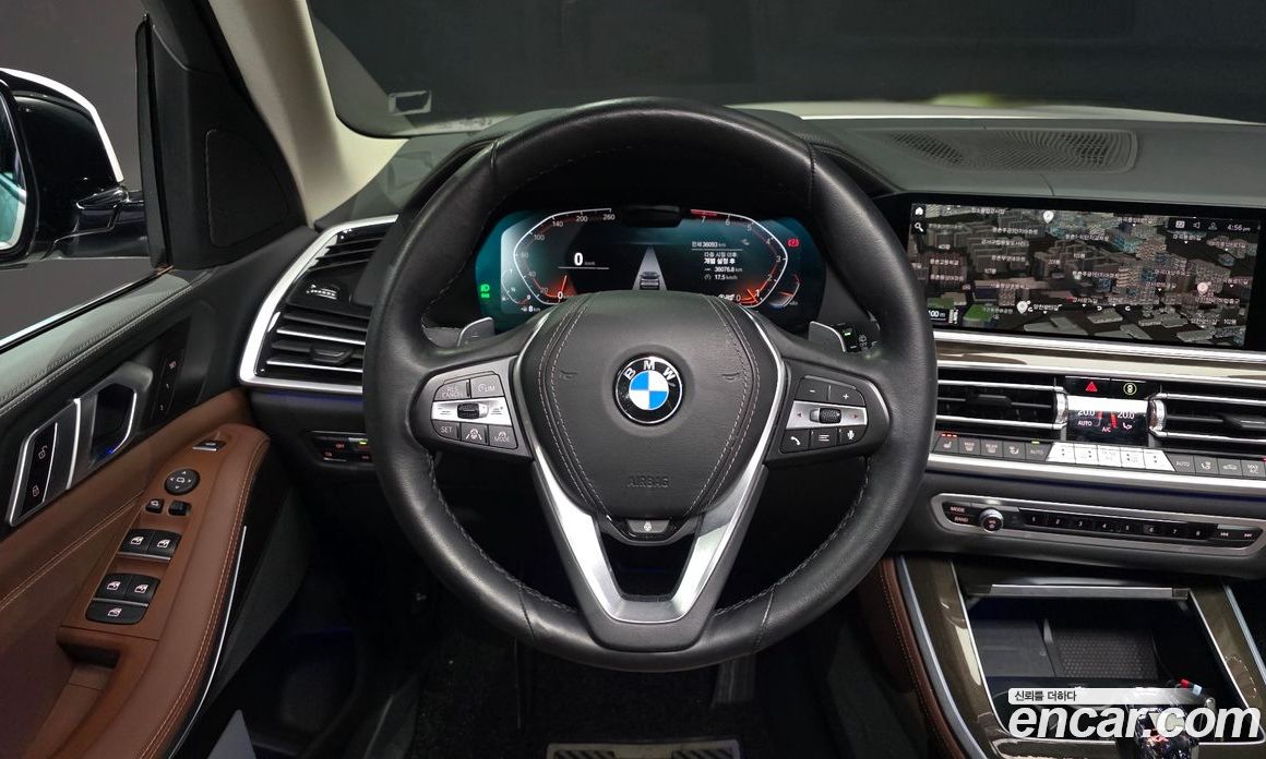 BMW X5 xDrive i40 xLine