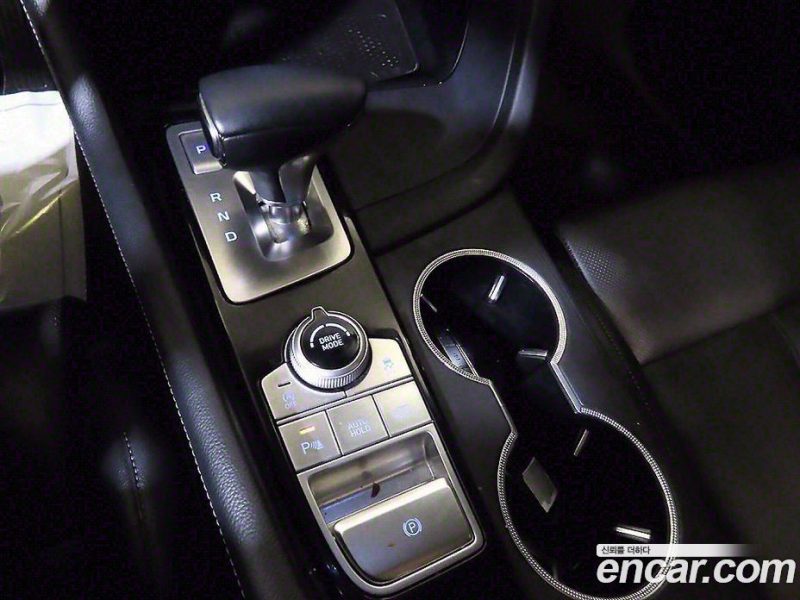 Genesis G70 Gasoline 2.0T 2WD