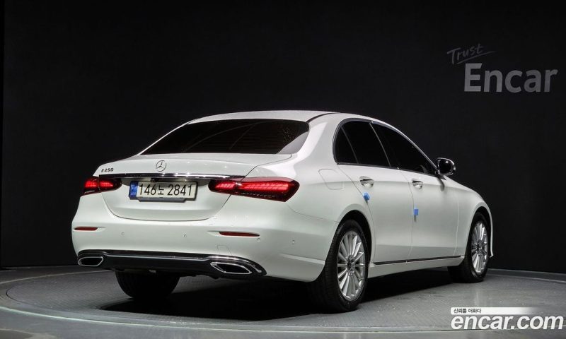 Mercedes Benz E-Class E250 Exclusive