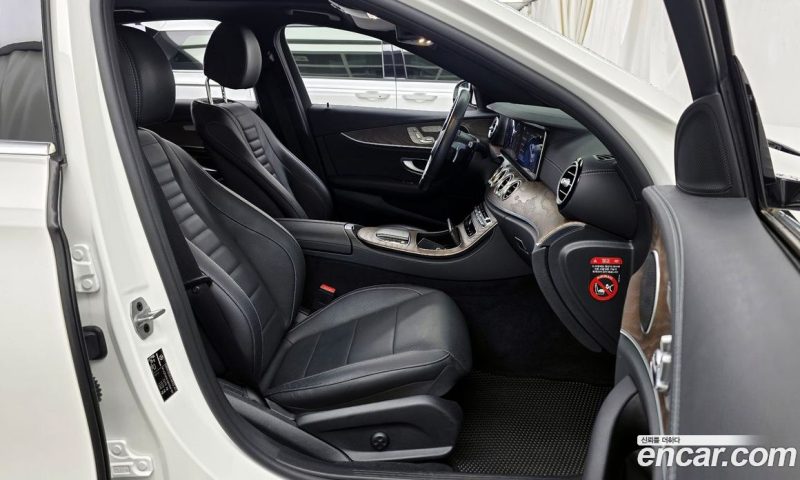 Mercedes Benz E-Class E250 Exclusive