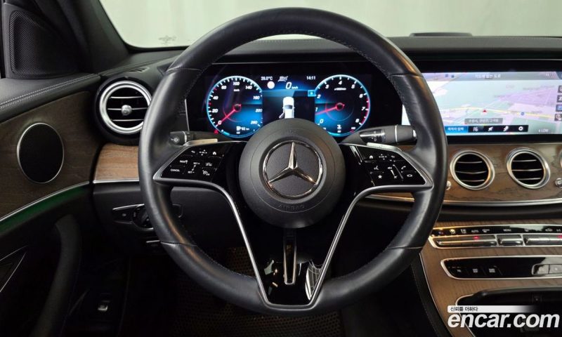 Mercedes Benz E-Class E250 Exclusive