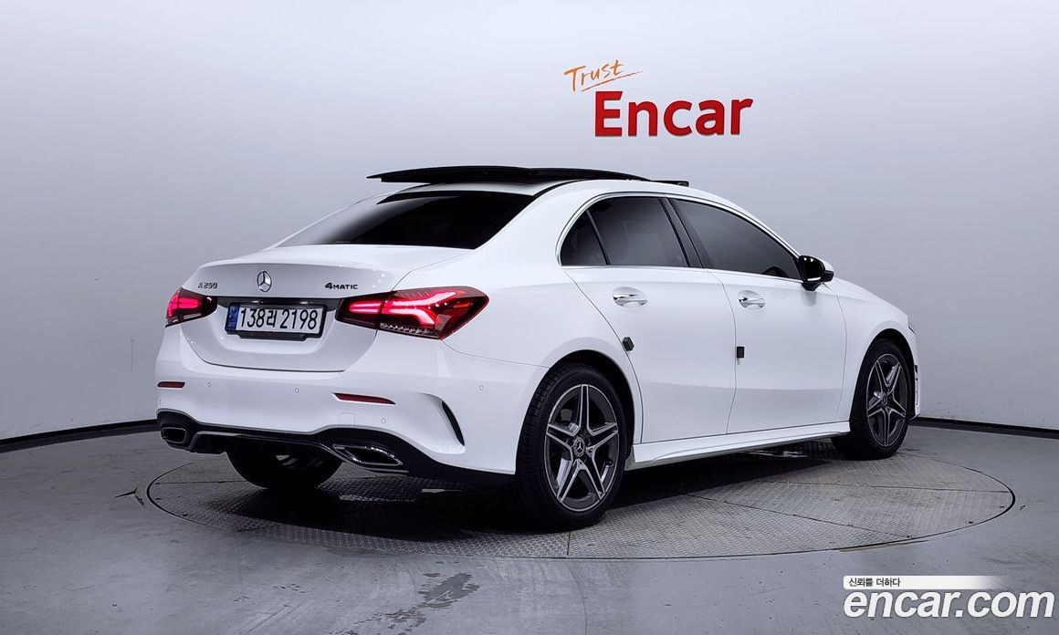 Mercedes Benz A-Class A250 4MATIC Sedan