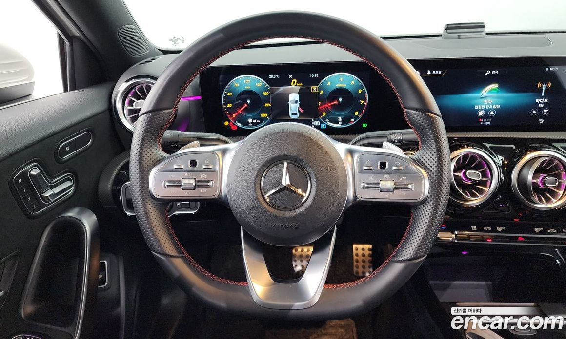 Mercedes Benz A-Class A250 4MATIC Sedan