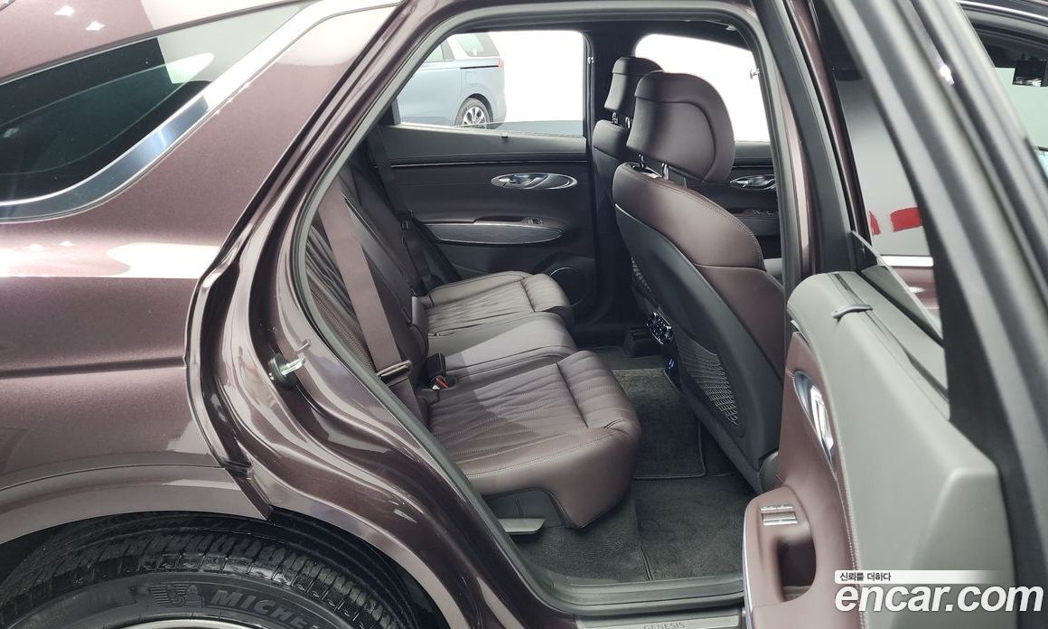Genesis GV70 2.5T Gasoline 2WD