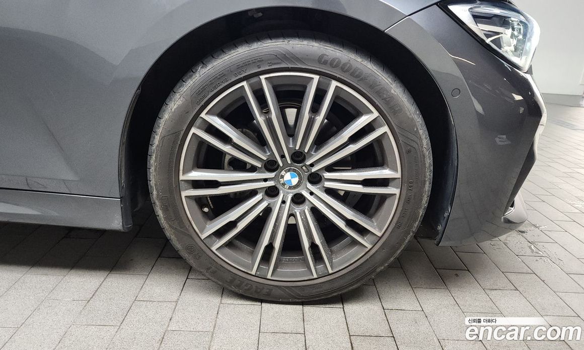 BMW 3-Series i320 M Sport