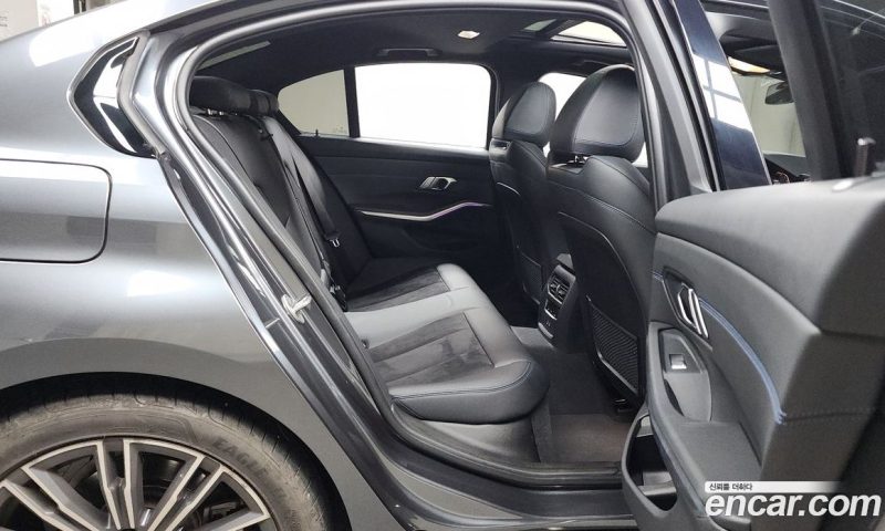 BMW 3-Series i320 M Sport