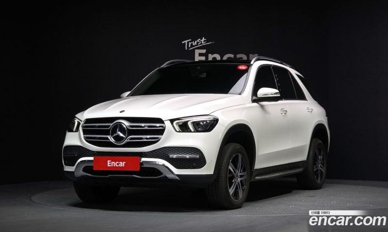 Mercedes Benz GLE-Class GLE300d 4MATIC