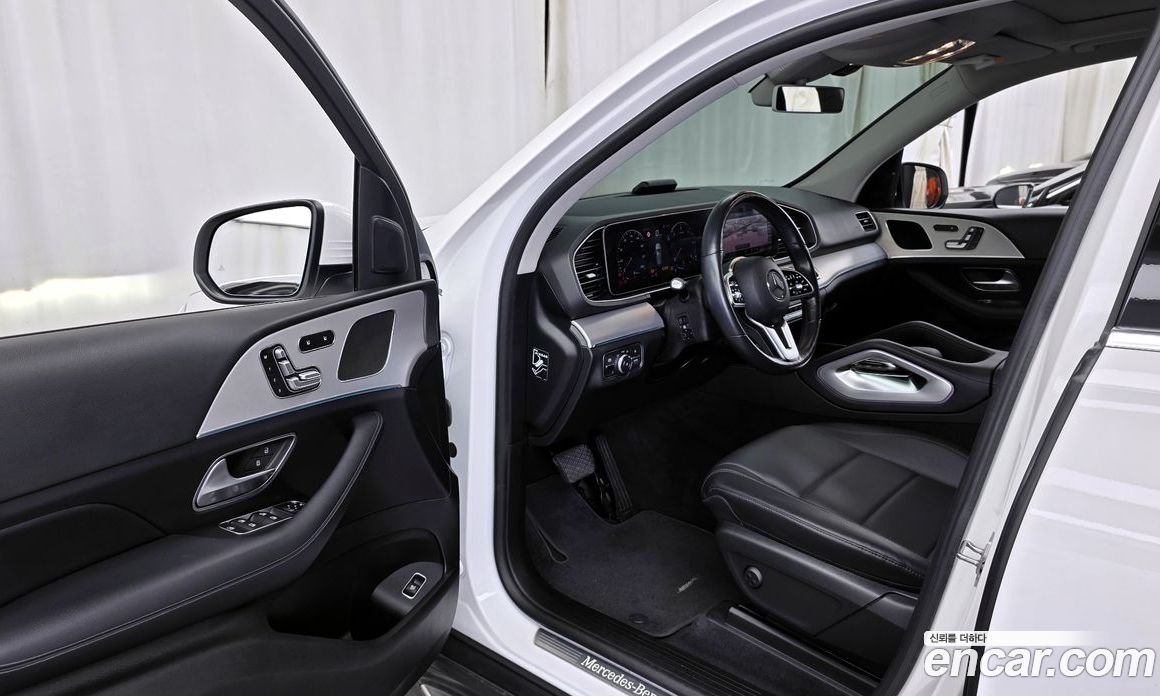 Mercedes Benz GLE-Class GLE300d 4MATIC