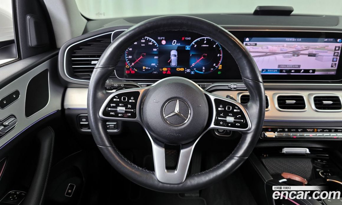 Mercedes Benz GLE-Class GLE300d 4MATIC