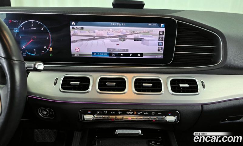 Mercedes Benz GLE-Class GLE300d 4MATIC