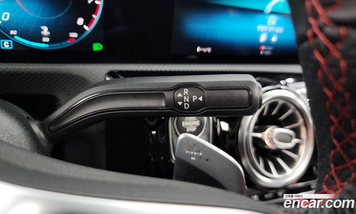 Mercedes Benz CLA-Class CLA250 4MATIC