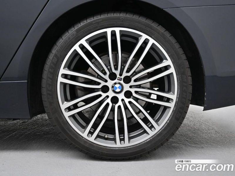 BMW 5-Series 520D M Sport Package Plus