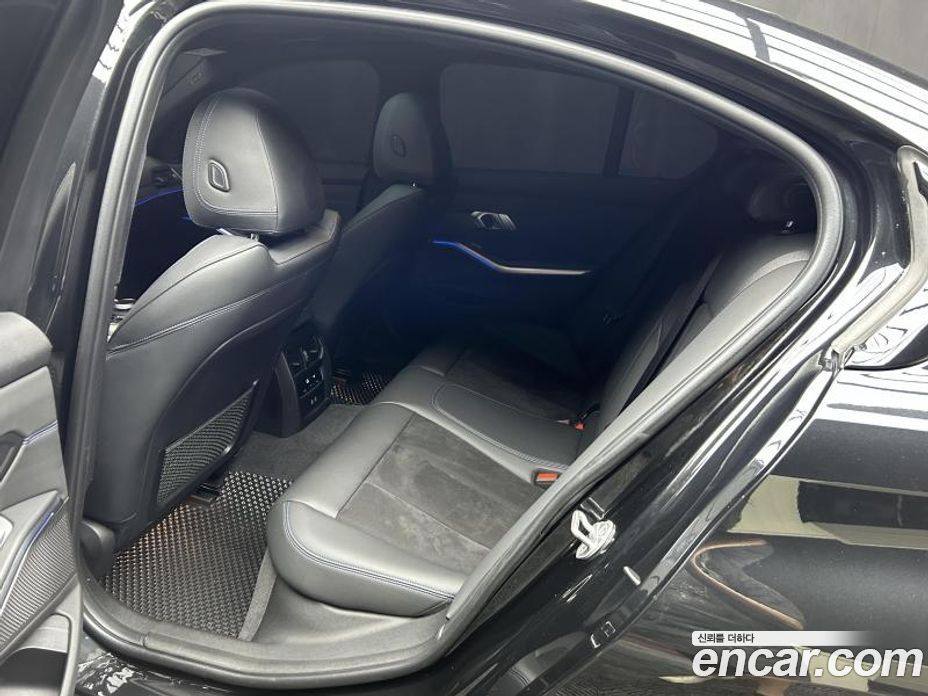 BMW 3-Series i320 M Sport