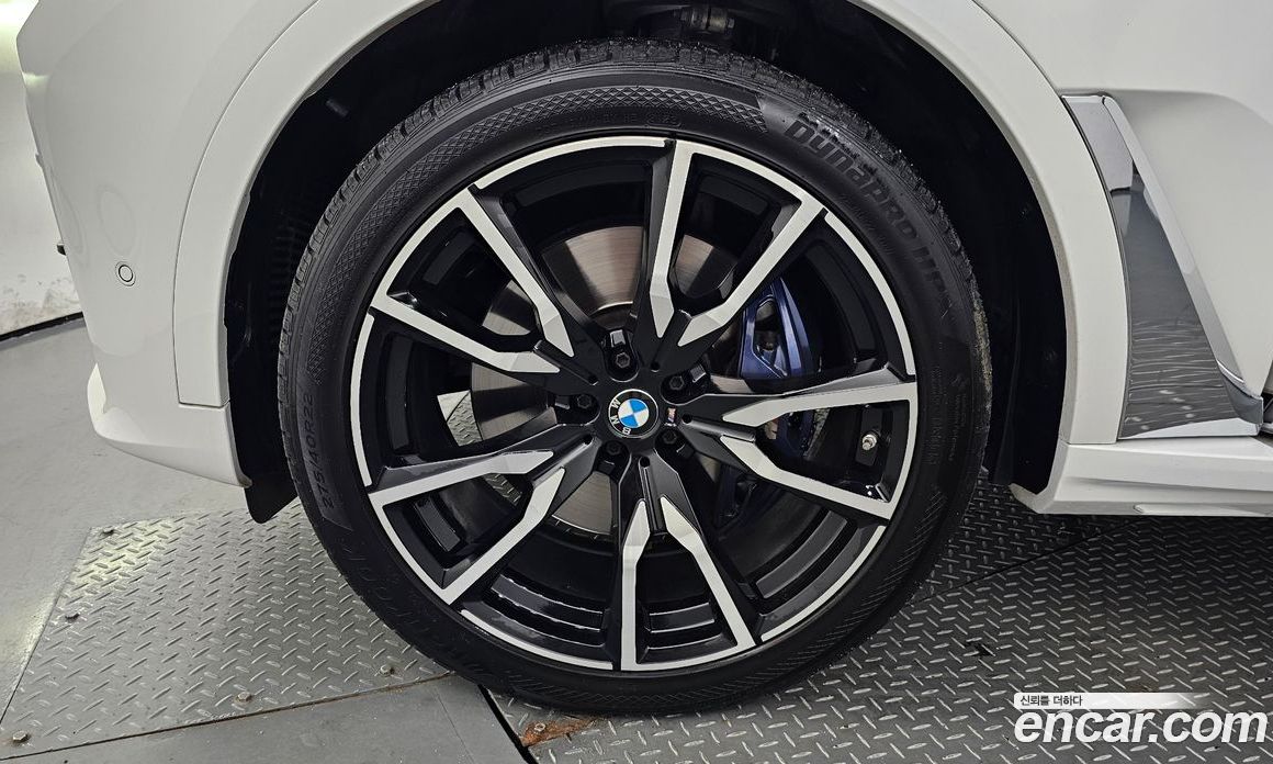 BMW X7 xDrive i40 M Sport 6STR