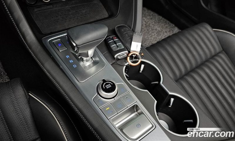 Genesis G70 Gasoline 2.0T 2WD