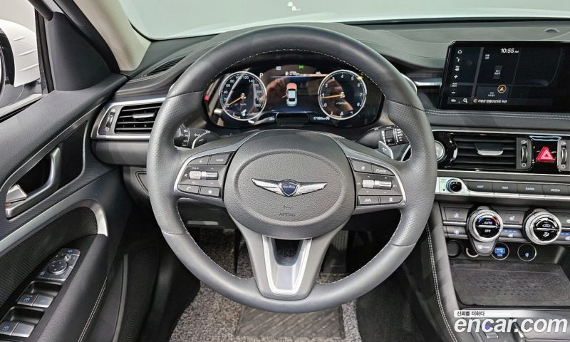 Genesis G70 Gasoline 2.0T 2WD