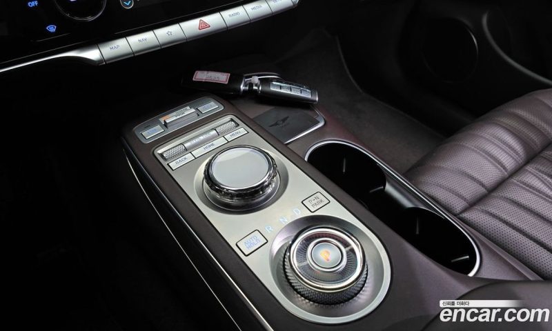 Genesis GV70 2.5T Gasoline AWD
