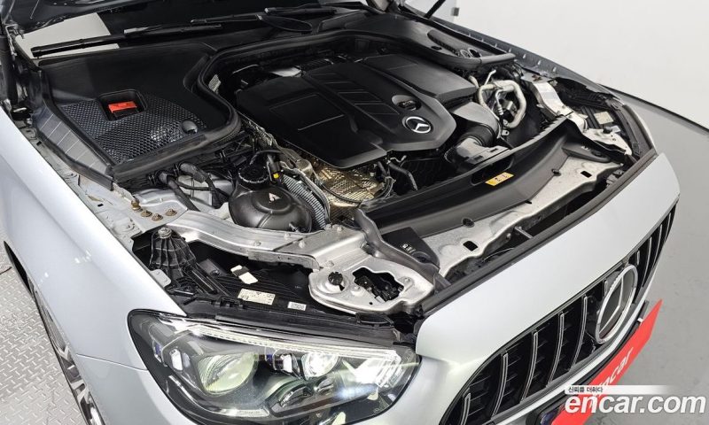 Mercedes Benz E-Class E220d 4MATIC AMG Line