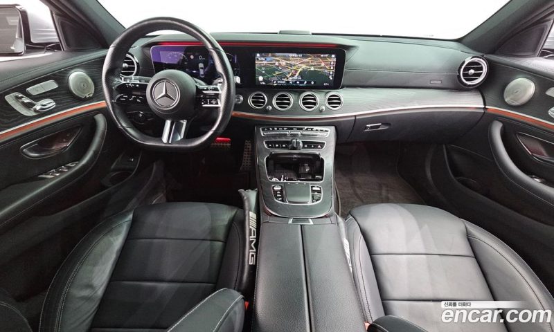 Mercedes Benz E-Class E220d 4MATIC AMG Line