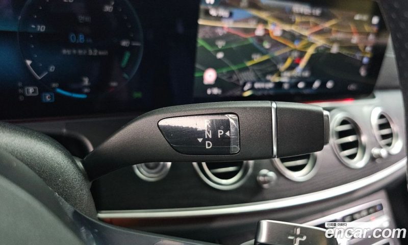 Mercedes Benz E-Class E220d 4MATIC AMG Line