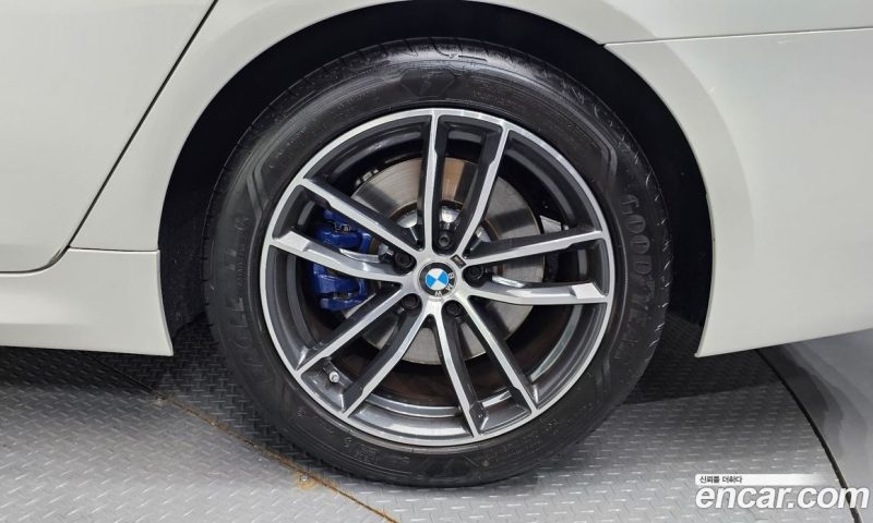 BMW 5-Series i520 M Sport