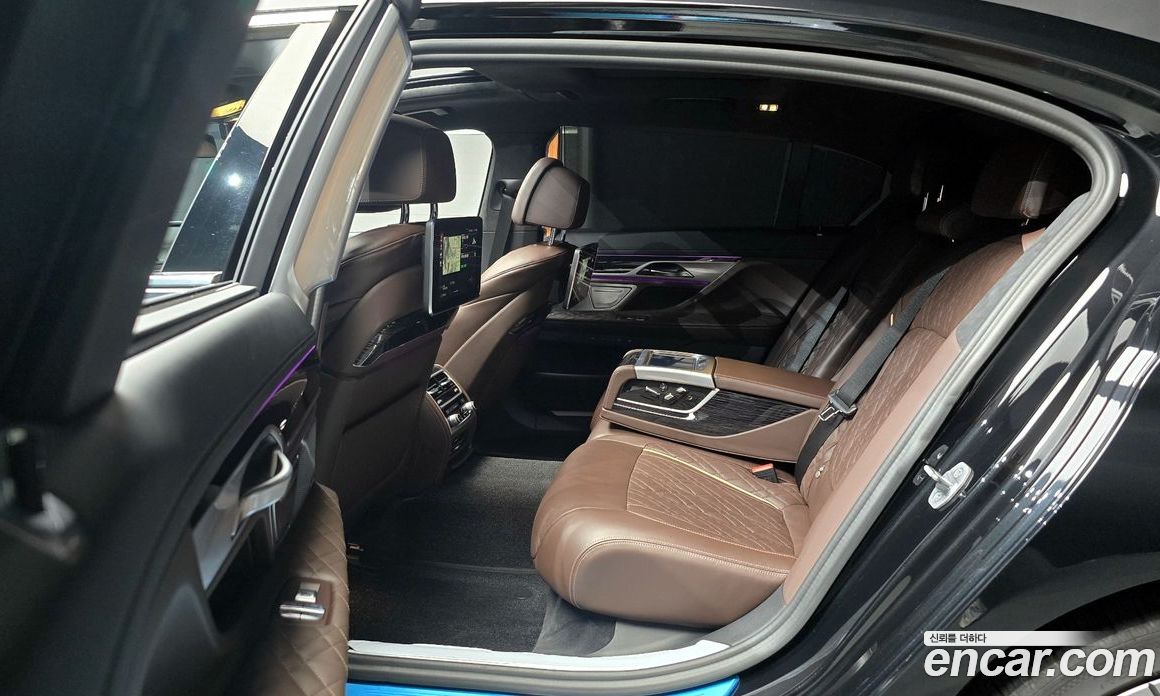 BMW 7-Series 730Ld xDrive M Sport