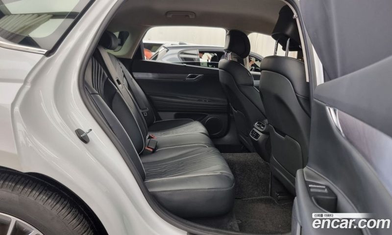 Genesis G80 Gasoline 2.5 Turbo 2WD