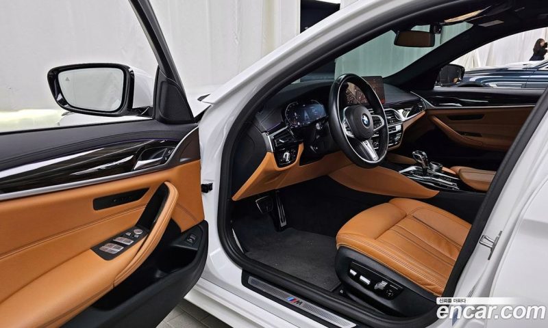 BMW 5-Series i520 M Sport
