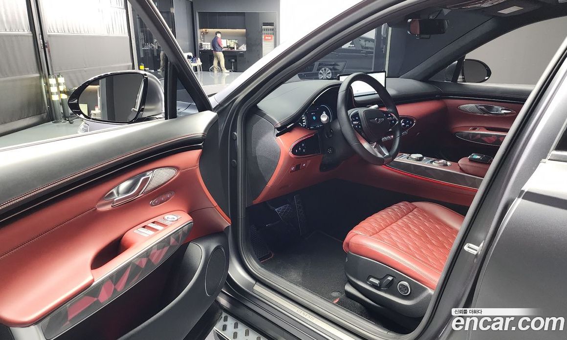 Genesis GV70 2.5T Gasoline AWD