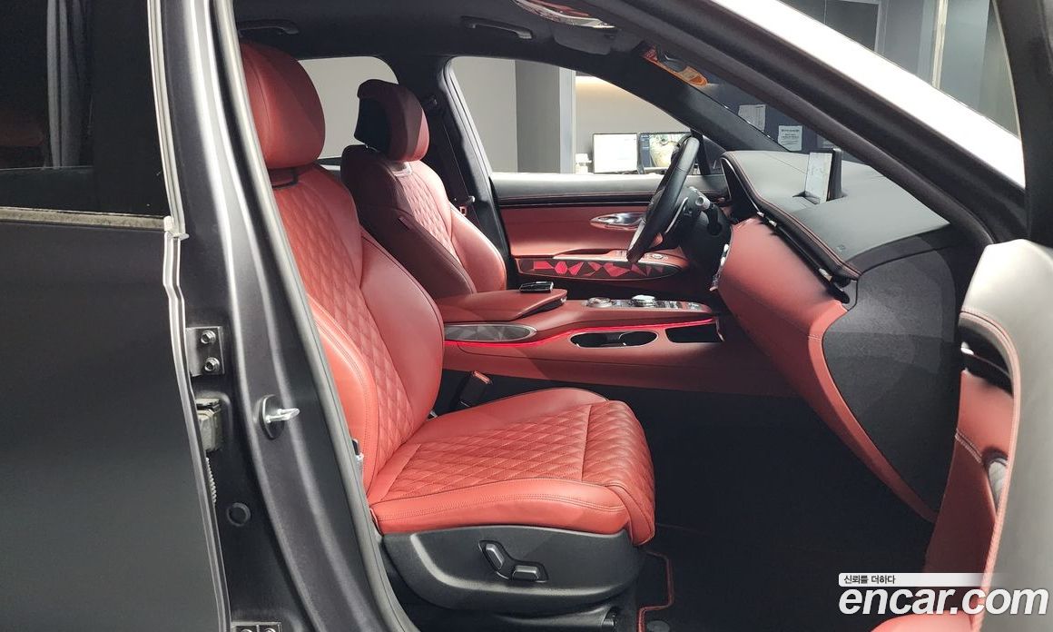 Genesis GV70 2.5T Gasoline AWD