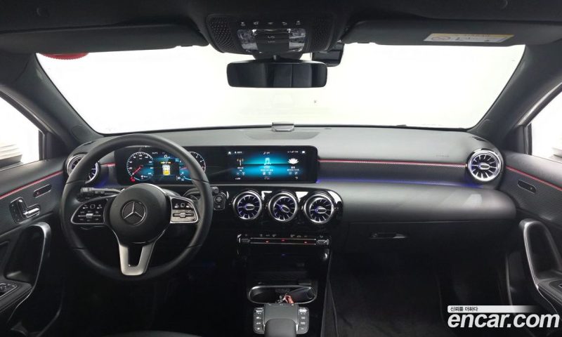 Mercedes Benz A-Class A220 Hatchback