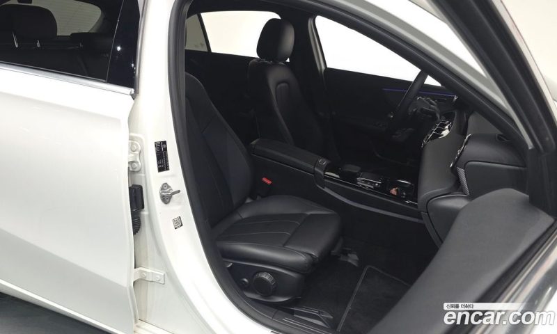 Mercedes Benz A-Class A220 Hatchback