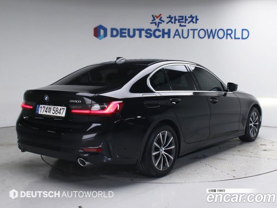 BMW 3-Series i320