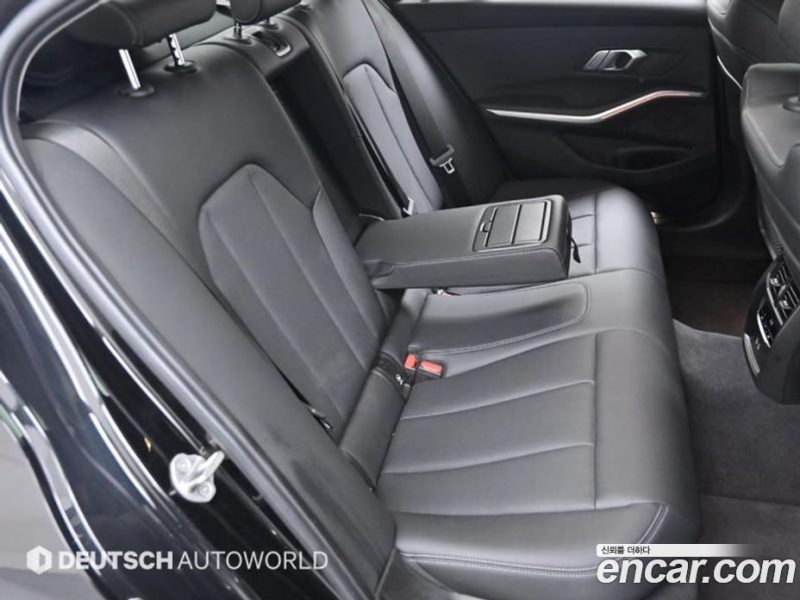 BMW 3-Series i320