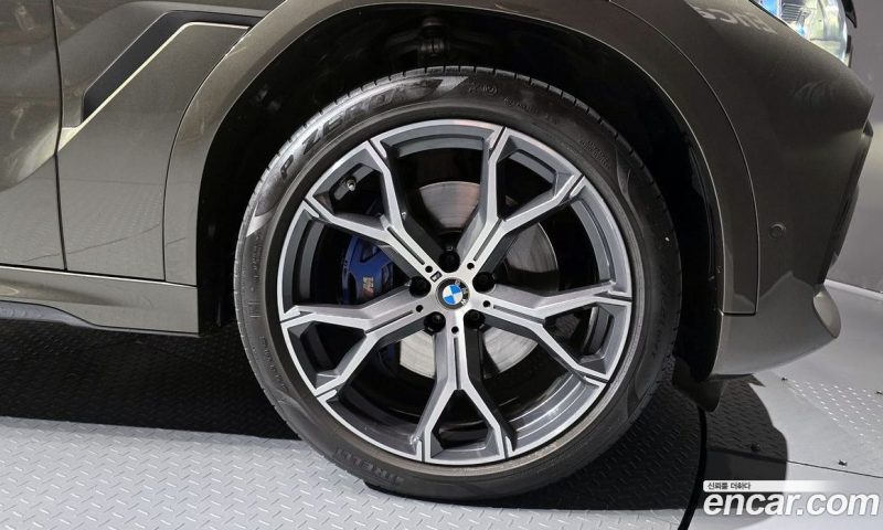 BMW X6 xDrive40i M Sport
