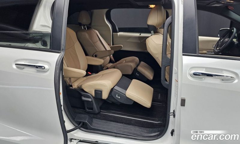 Toyota Sienna 2.5 Hybrid 2WD