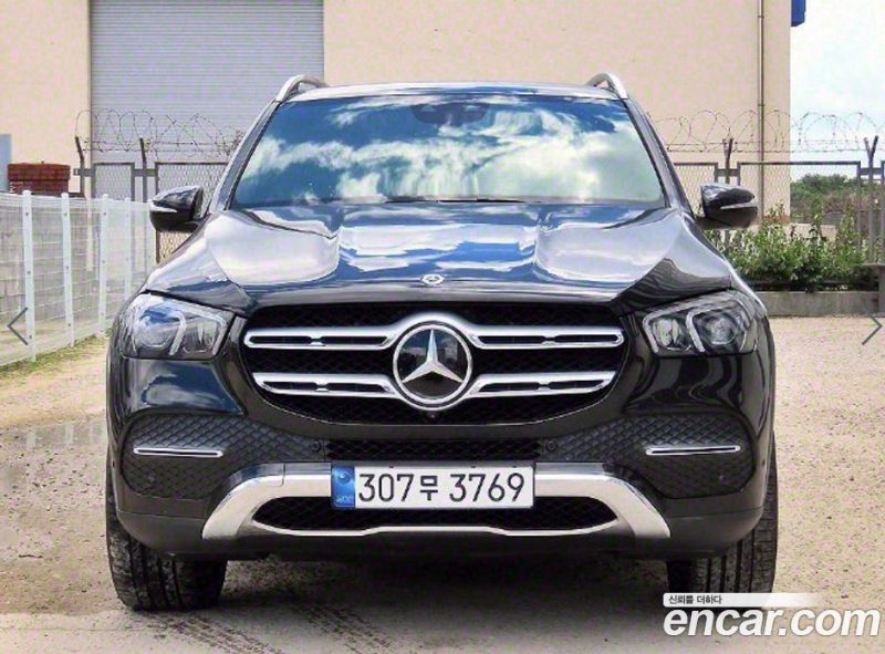 Mercedes Benz GLE-Class GLE300d 4MATIC