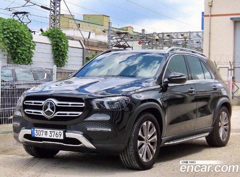 Mercedes Benz GLE-Class GLE300d 4MATIC