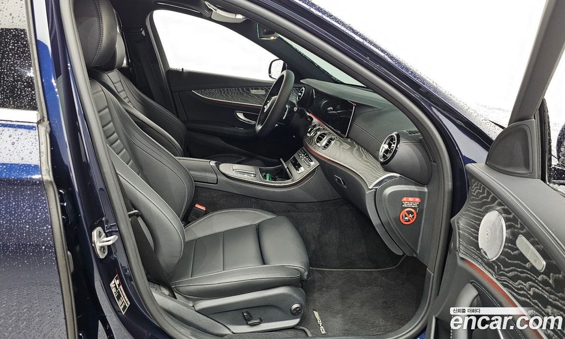 Mercedes Benz E-Class E350 4MATIC AMG Line Edition