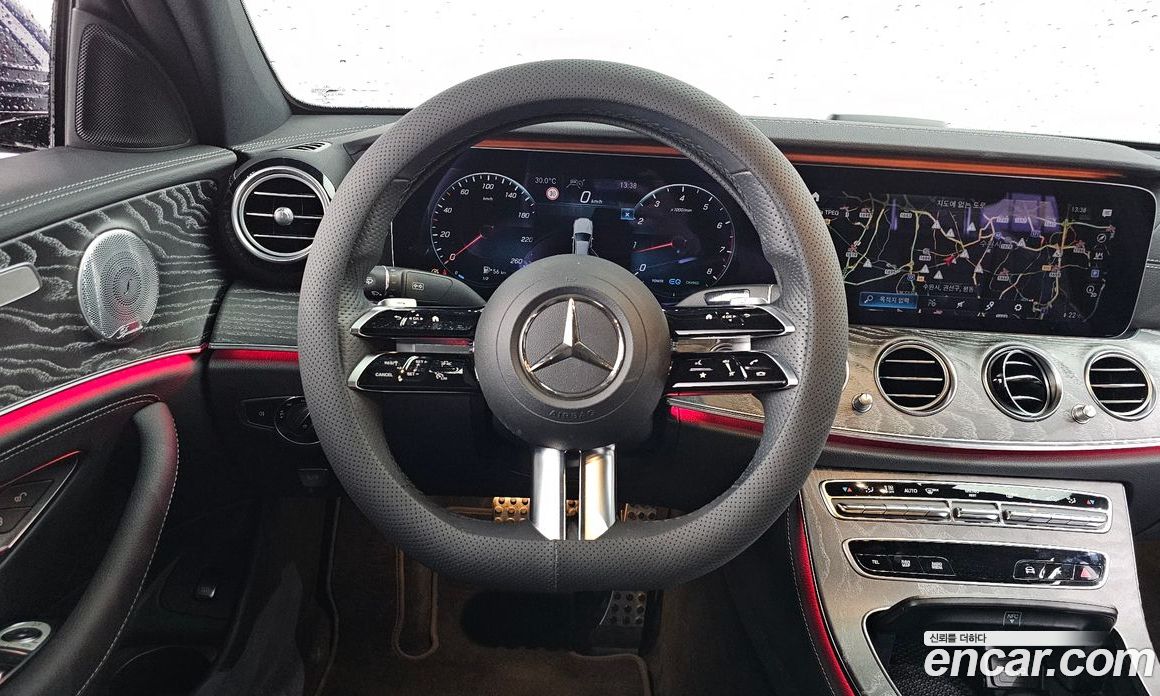 Mercedes Benz E-Class E350 4MATIC AMG Line Edition