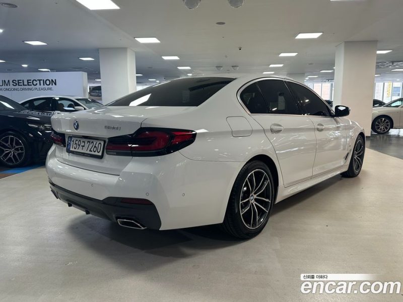 BMW 5-Series i520 M Sport