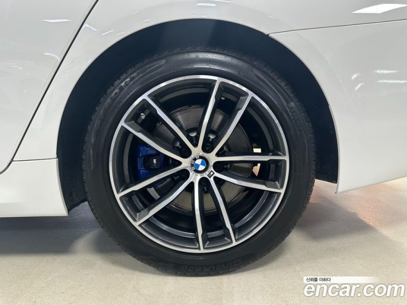 BMW 5-Series i520 M Sport