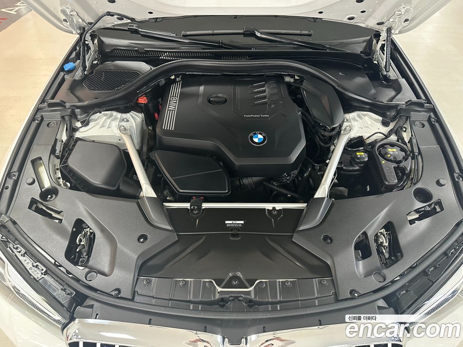 BMW 5-Series i520 M Sport