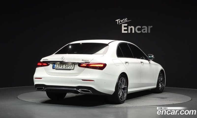 Mercedes Benz E-Class E220d 4MATIC AMG Line