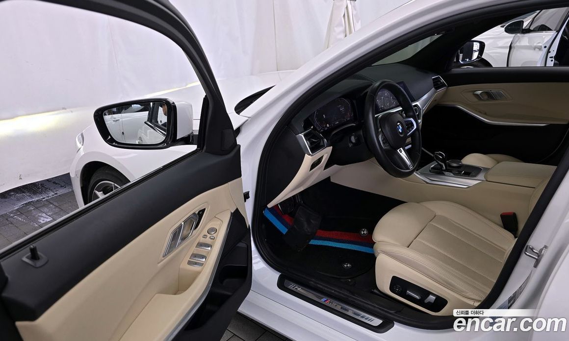 BMW 3-Series i320 M Sport