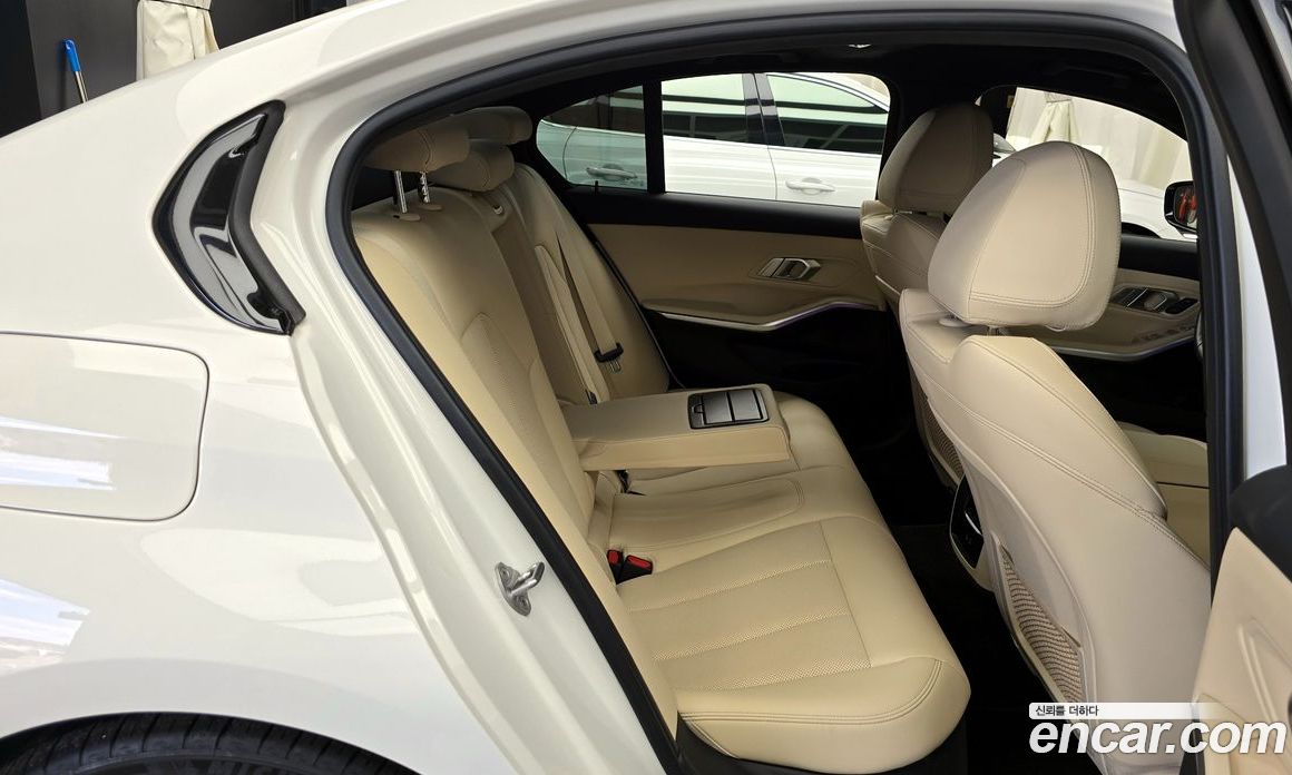 BMW 3-Series i320 M Sport