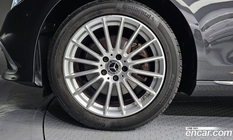 Mercedes Benz E-Class E250 Exclusive