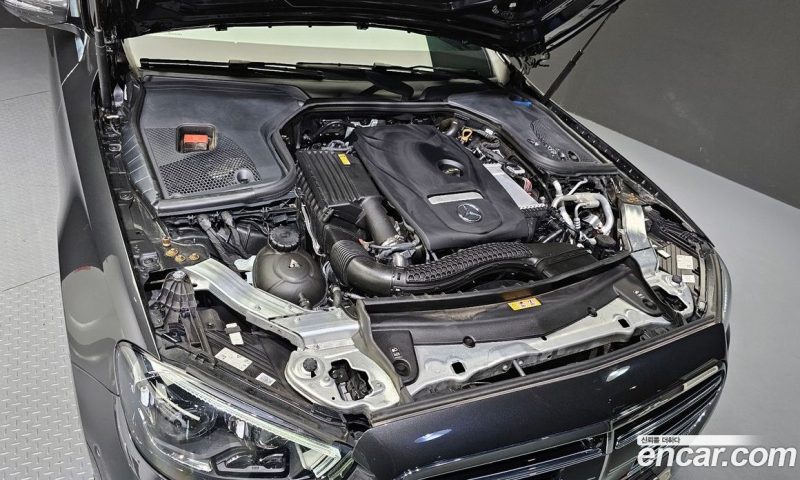Mercedes Benz E-Class E250 Exclusive