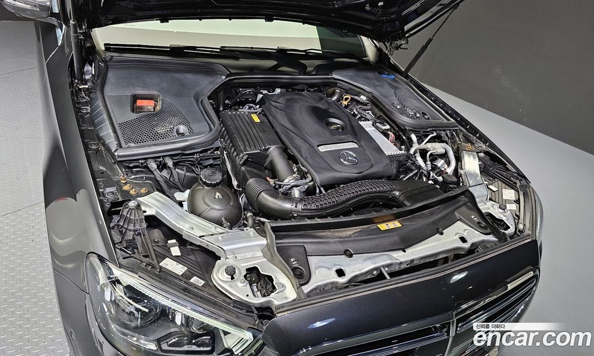 Mercedes Benz E-Class E250 Exclusive